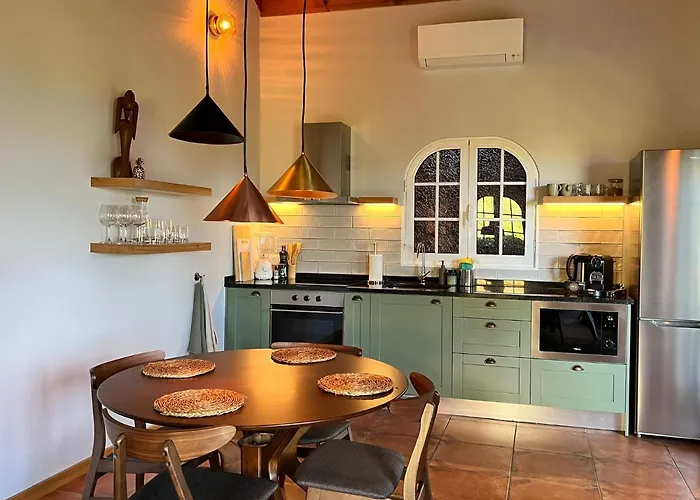 Madeira Wine Cottages